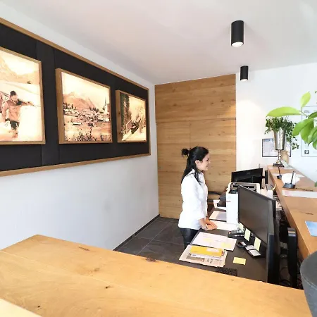 Διαμέρισμα Modern, Luxury In The Center *